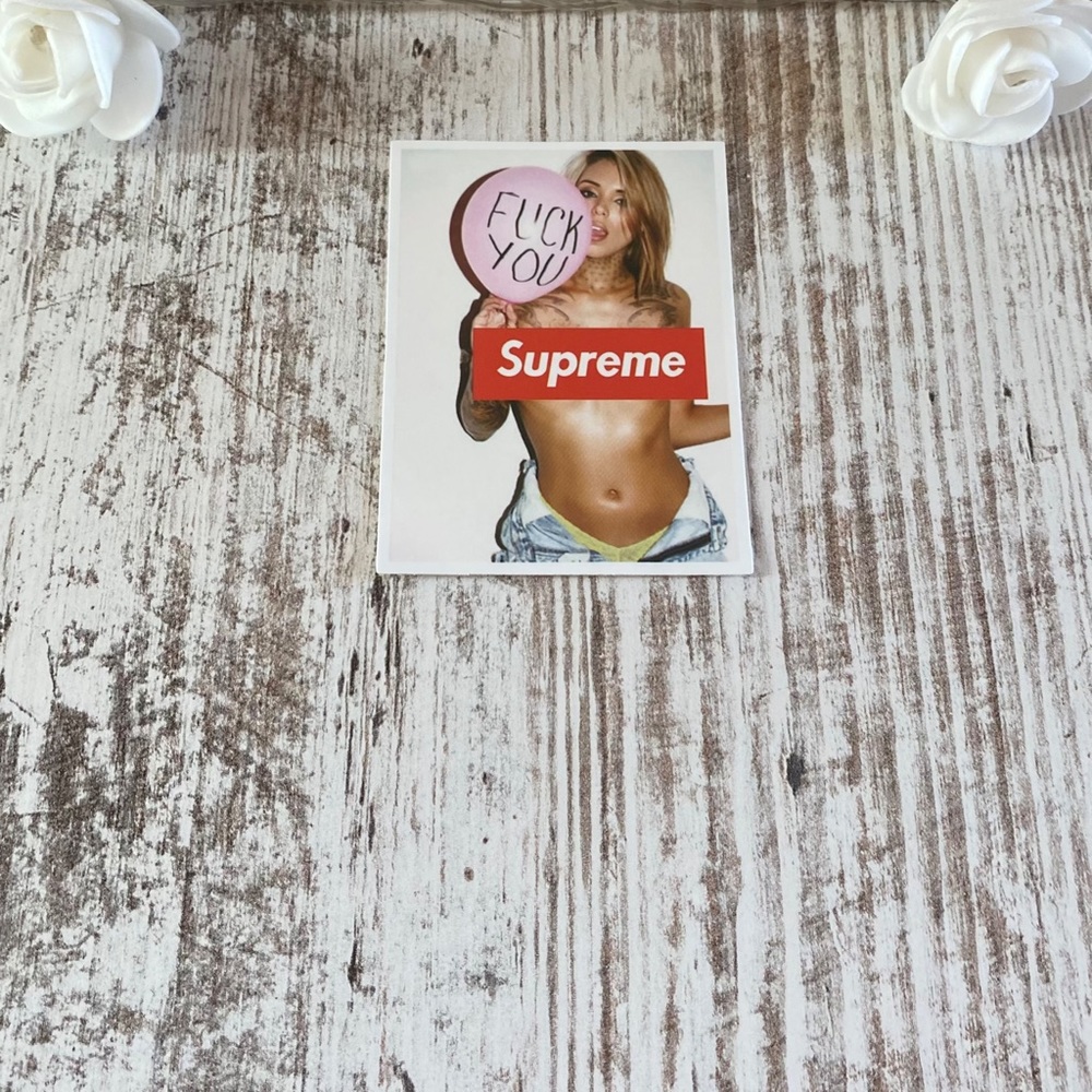 Brand new Supreme sticker